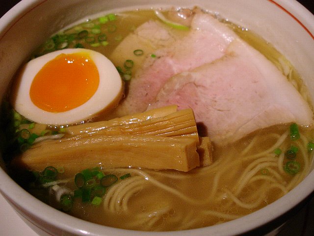 1003a100.jpg