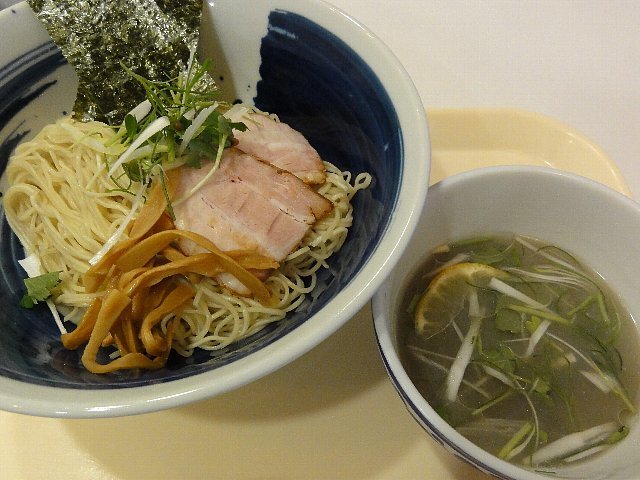 1607a027.jpg