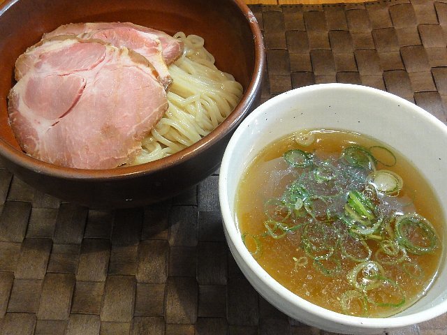 1704a018.jpg