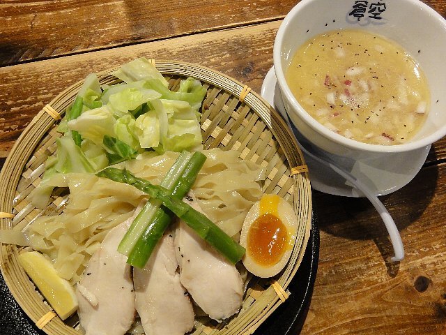 1705a049.jpg