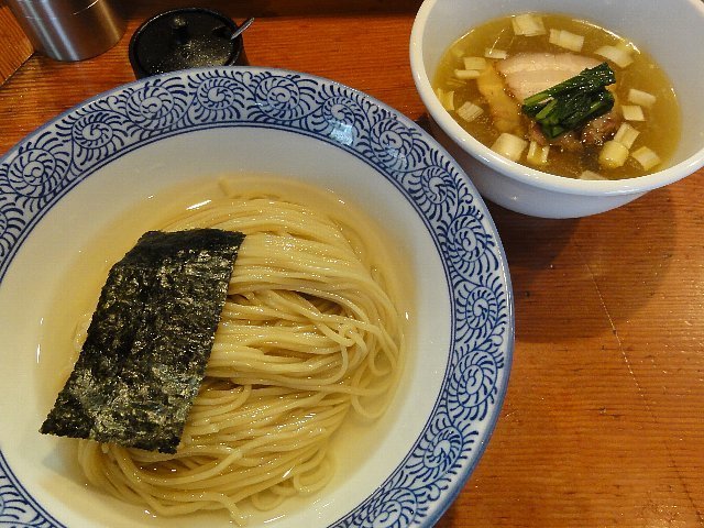 1707a088.jpg