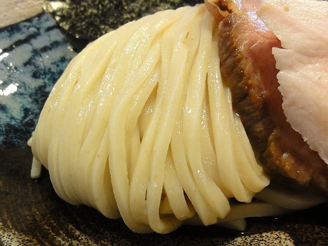 1804a040.jpg