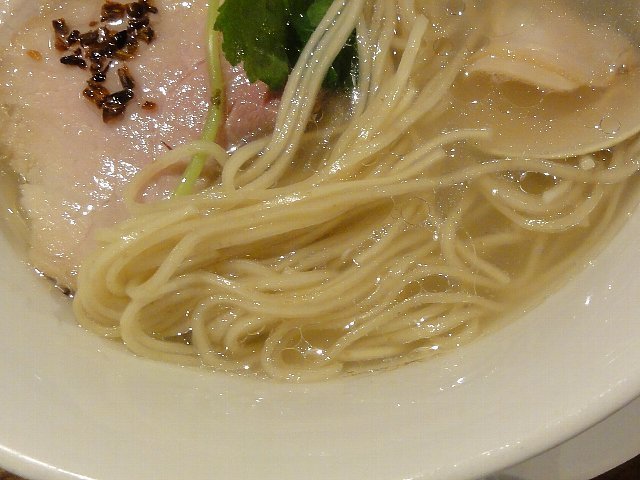 1805a019.jpg