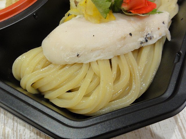 1805m002.jpg