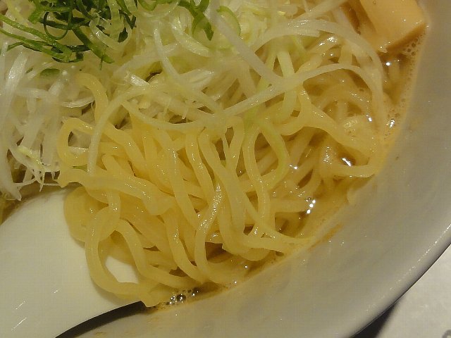 1807a030.jpg