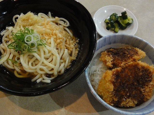 1807a039.jpg