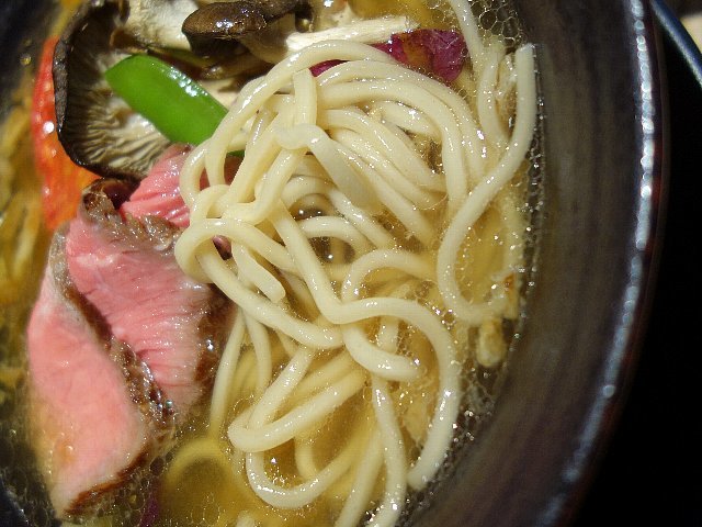 2006a015.jpg