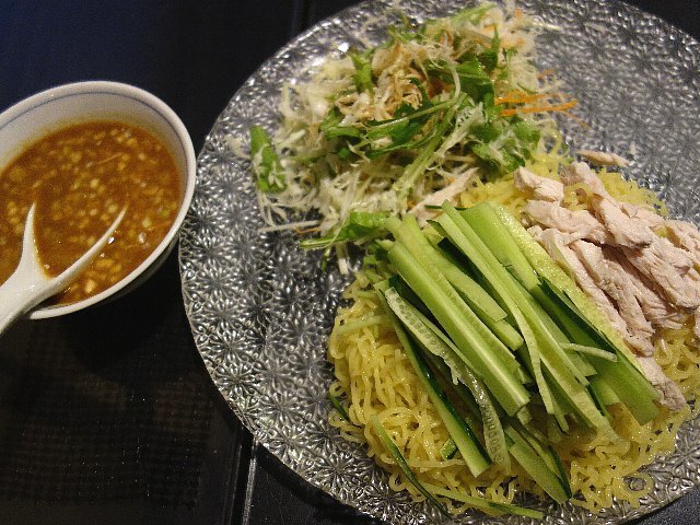 2108a090.jpg