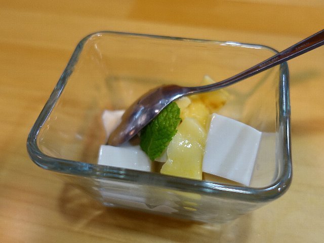 2210a015.jpg