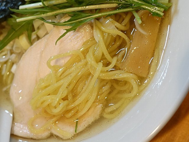 2304a060.jpg