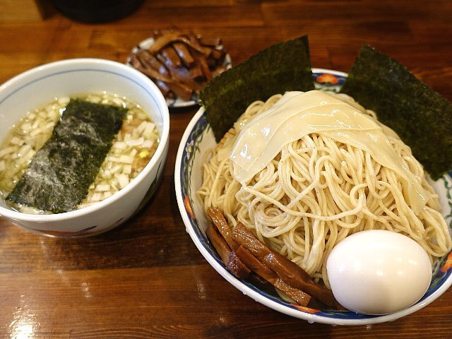 2504a010.jpg